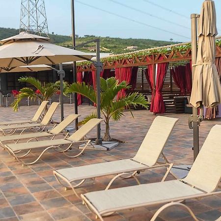 The Platinum Bay Hotel Birekuso エクステリア 写真